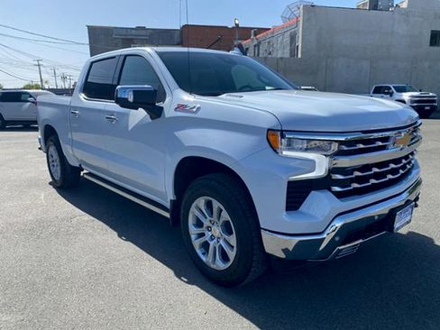 New 2026 Chevrolet Silverado 1500 LTZ w/ LTZ Premium Package AWD/4WD image 9