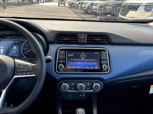 Used 2025 Nissan Versa SV w/ Trunk Package FWD image 6