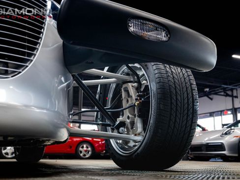 Used 2001 Plymouth Prowler Black Tie Edition image 49