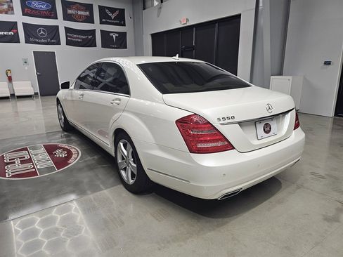 Used 2010 Mercedes-Benz S 550 image 11