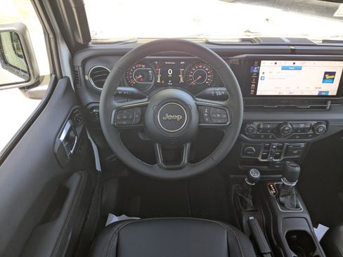 New 2026 Jeep Gladiator Sport image 15