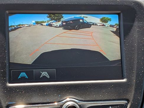 Used 2018 Chevrolet Equinox LS image 12