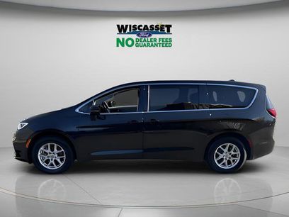Used 2024 Chrysler Pacifica Touring-L