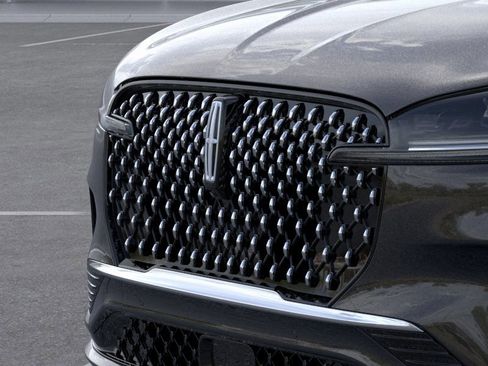 New 2025 Lincoln Aviator Black Label image 17