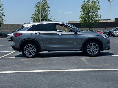 Used 2024 INFINITI QX50 Luxe image 2