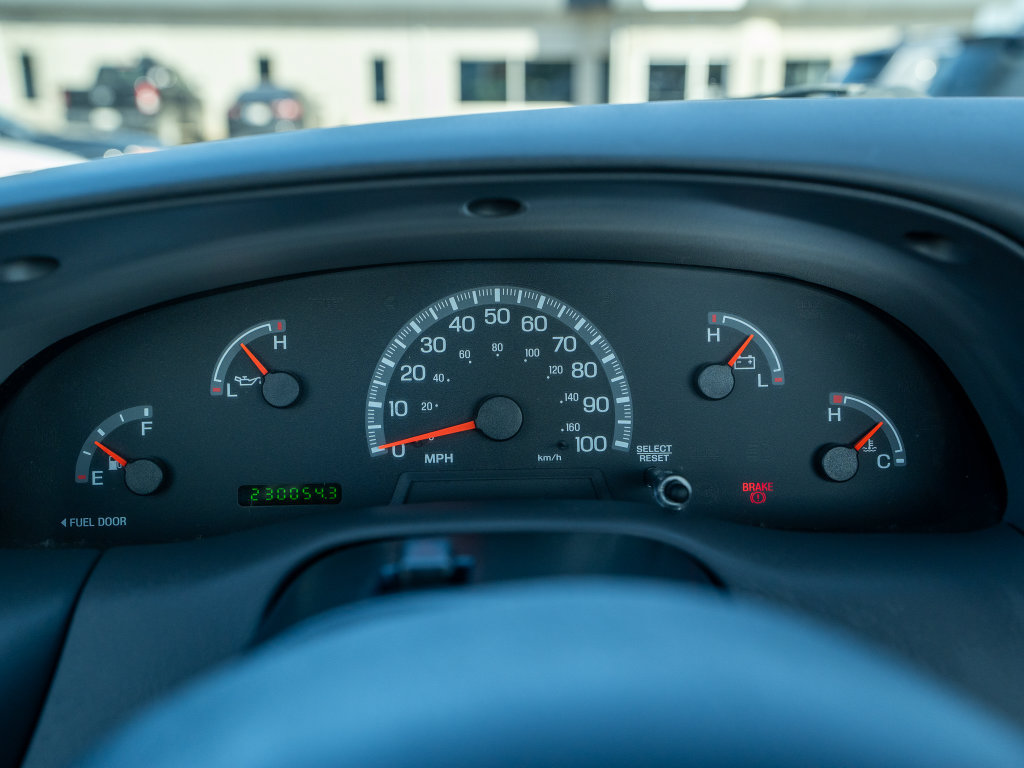Used 2004 Ford F150 XL RWD image 16