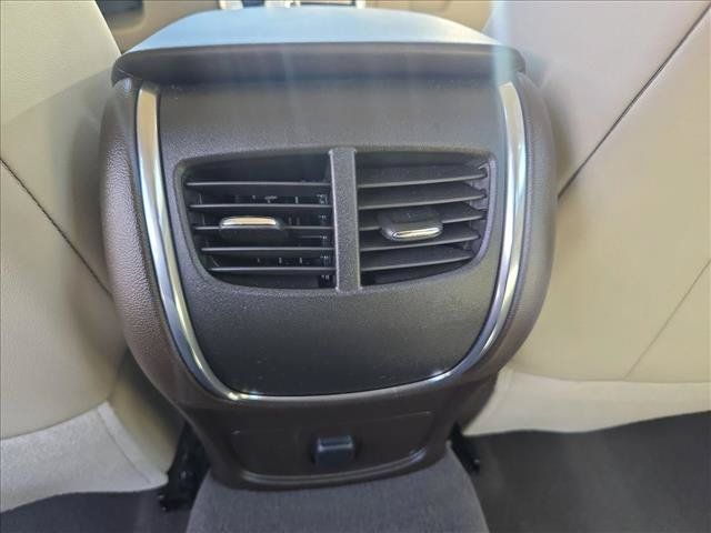 Used 2018 Buick LaCrosse Essence FWD image 16