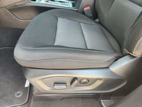 Used 2024 Ford Explorer XLT RWD image 20