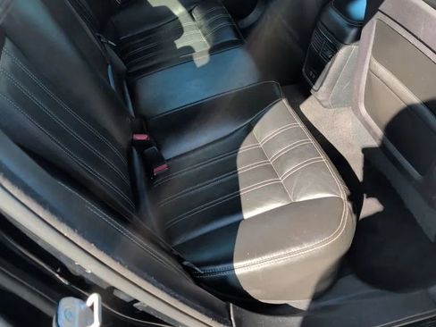 Used 2021 Chrysler 300 S w/ S Model Appearance Package image 10