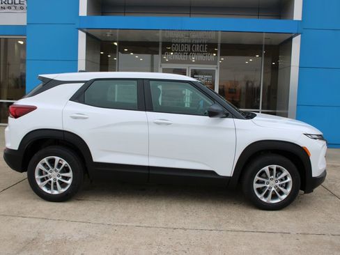 New 2026 Chevrolet TrailBlazer LS image 8