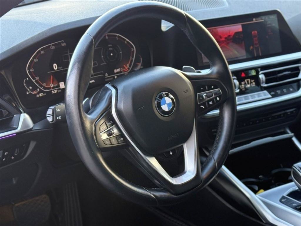 Used 2021 BMW 330i xDrive Sedan AWD/4WD image 15