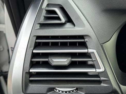 Used 2024 BMW X3 xDrive30i w/ Premium Package image 22