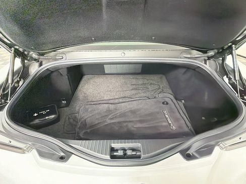 Used 2018 Lexus LC 500 Coupe w/ Sport Package RWD image 27