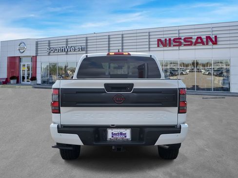 New 2026 Nissan Frontier Pro-X w/ Tow Package RWD image 7