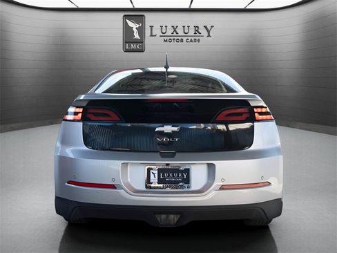 Used 2012 Chevrolet Volt Premium w/ Premium Trim Package image 3