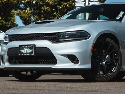 Used 2022 Dodge Charger R/T image 2