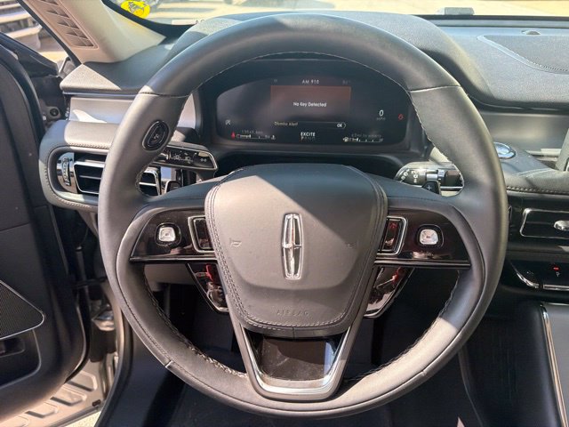 Used 2024 Lincoln Aviator AWD w/ Premium Package image 21