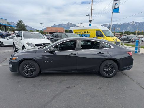 Used 2022 Chevrolet Malibu LT FWD image 8