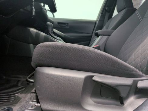 Used 2023 Toyota Corolla LE FWD image 13