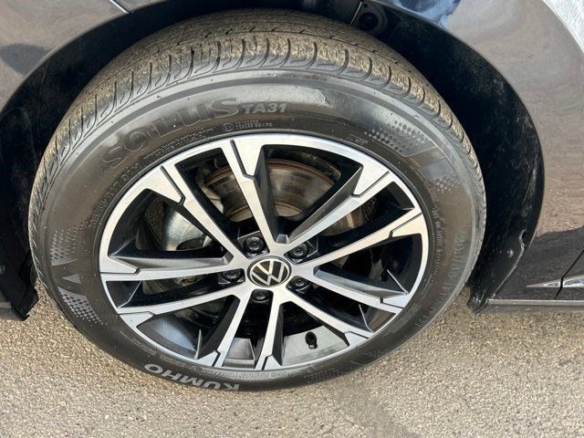 Used 2025 Volkswagen Jetta Sport FWD image 56