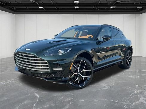 New 2026 Aston Martin DBX 707 image 32