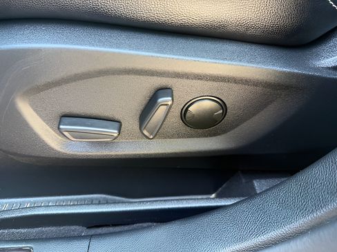 Used 2024 Ford Edge ST w/ Equipment Group 401A AWD/4WD image 23