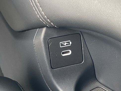 Certified 2025 Honda HR-V EX-L image 22