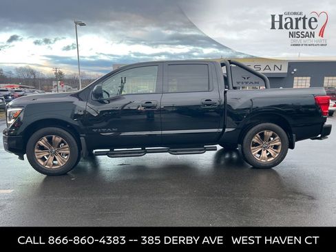 Certified 2024 Nissan Titan SV w/ SV Bronze Edition Package image 2