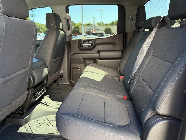Used 2021 Chevrolet Silverado 1500 LT RWD image 15