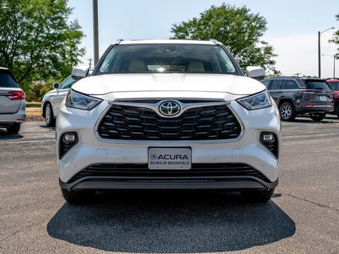 Used 2020 Toyota Highlander Limited AWD/4WD image 5