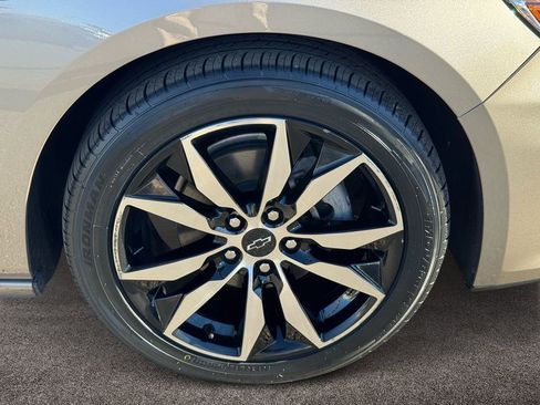Used 2022 Chevrolet Malibu RS image 7