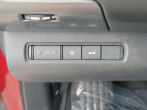 Certified 2023 Nissan Pathfinder SL FWD image 31