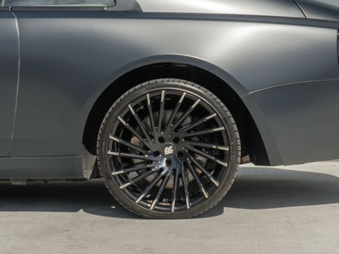 Used 2016 Rolls-Royce Wraith RWD image 21