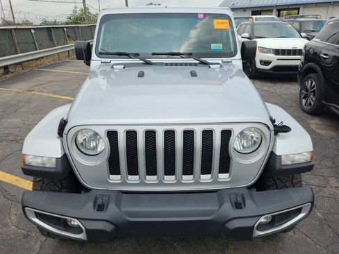 Used 2023 Jeep Wrangler Unlimited Sahara w/ Cold Weather Group AWD/4WD image 2