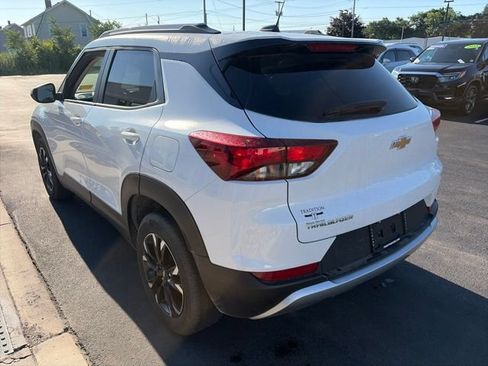 Used 2023 Chevrolet TrailBlazer LT w/ Convenience Package FWD image 7