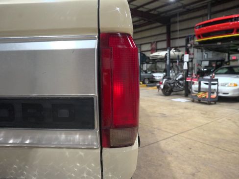 Used 1993 Ford F150 XL AWD/4WD image 28
