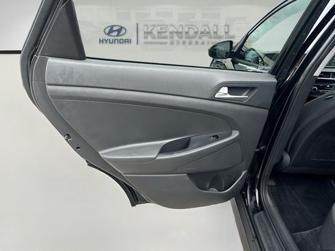 Used 2020 Hyundai Tucson Value FWD image 22