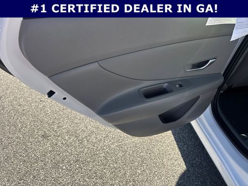 Certified 2025 Hyundai Elantra Sport image 21