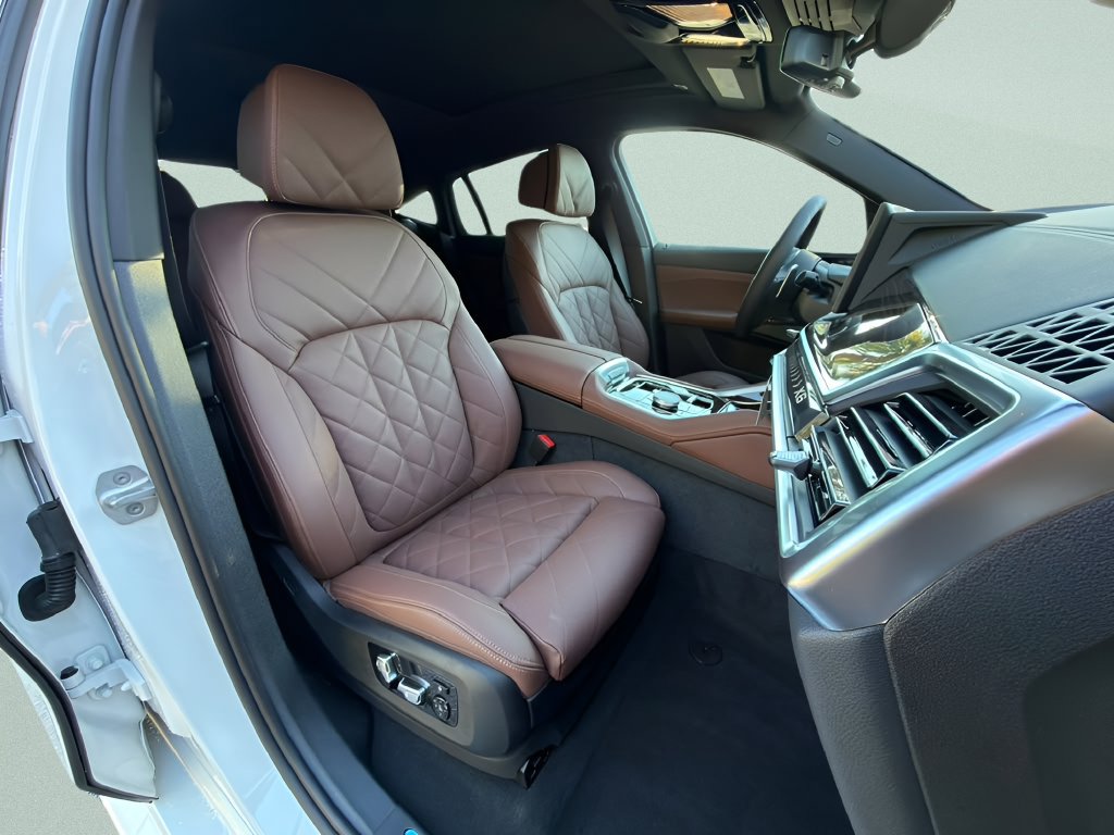 New 2027 BMW X6 xDrive40i AWD/4WD image 23