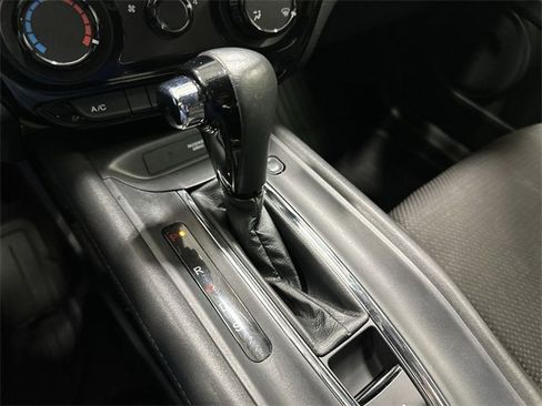 Used 2022 Honda HR-V Sport image 33