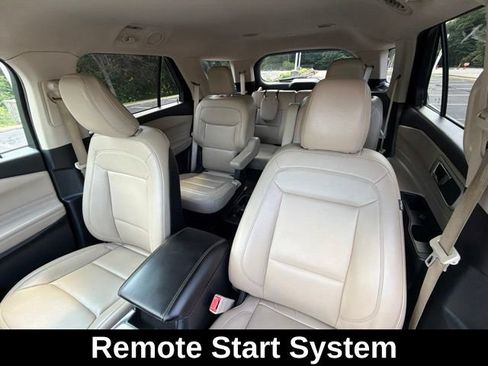 Used 2020 Ford Explorer XLT w/ Equipment Group 202A AWD/4WD image 14