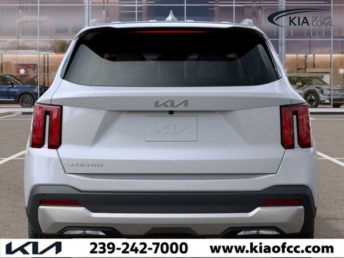 New 2026 Kia Sorento EX image 13