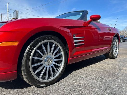 Used 2007 Chrysler Crossfire Convertible w/ Special Edition Group RWD image 70