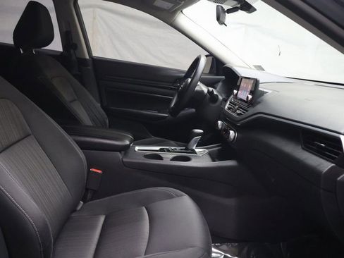 Used 2023 Nissan Altima 2.5 S image 10