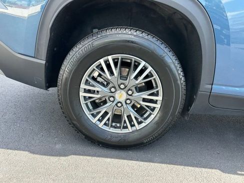 Certified 2025 Chevrolet Traverse LT image 7