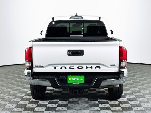 Used 2020 Toyota Tacoma SR5 image 8