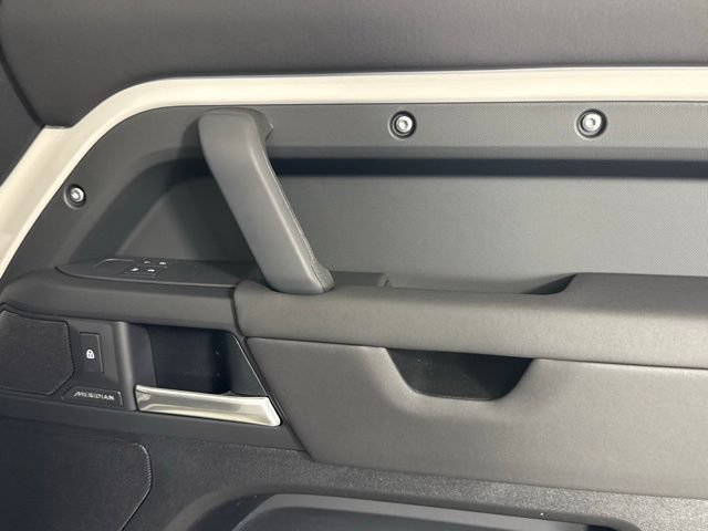 New 2026 Land Rover Defender 110 S AWD/4WD image 39