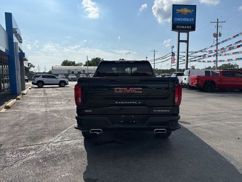 Used 2025 GMC Sierra 1500 Denali w/ Denali Reserve Package AWD/4WD image 5