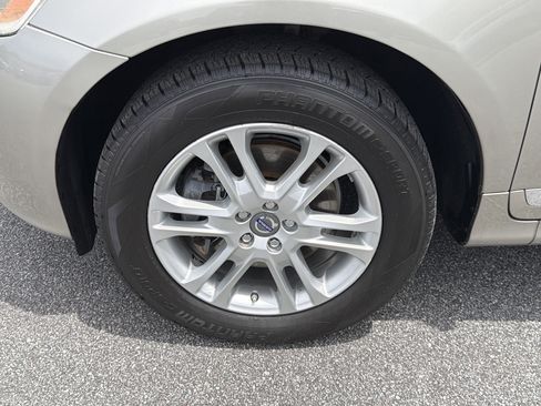 Used 2015 Volvo XC60 T5 Premier w/ Proximity Package FWD image 13