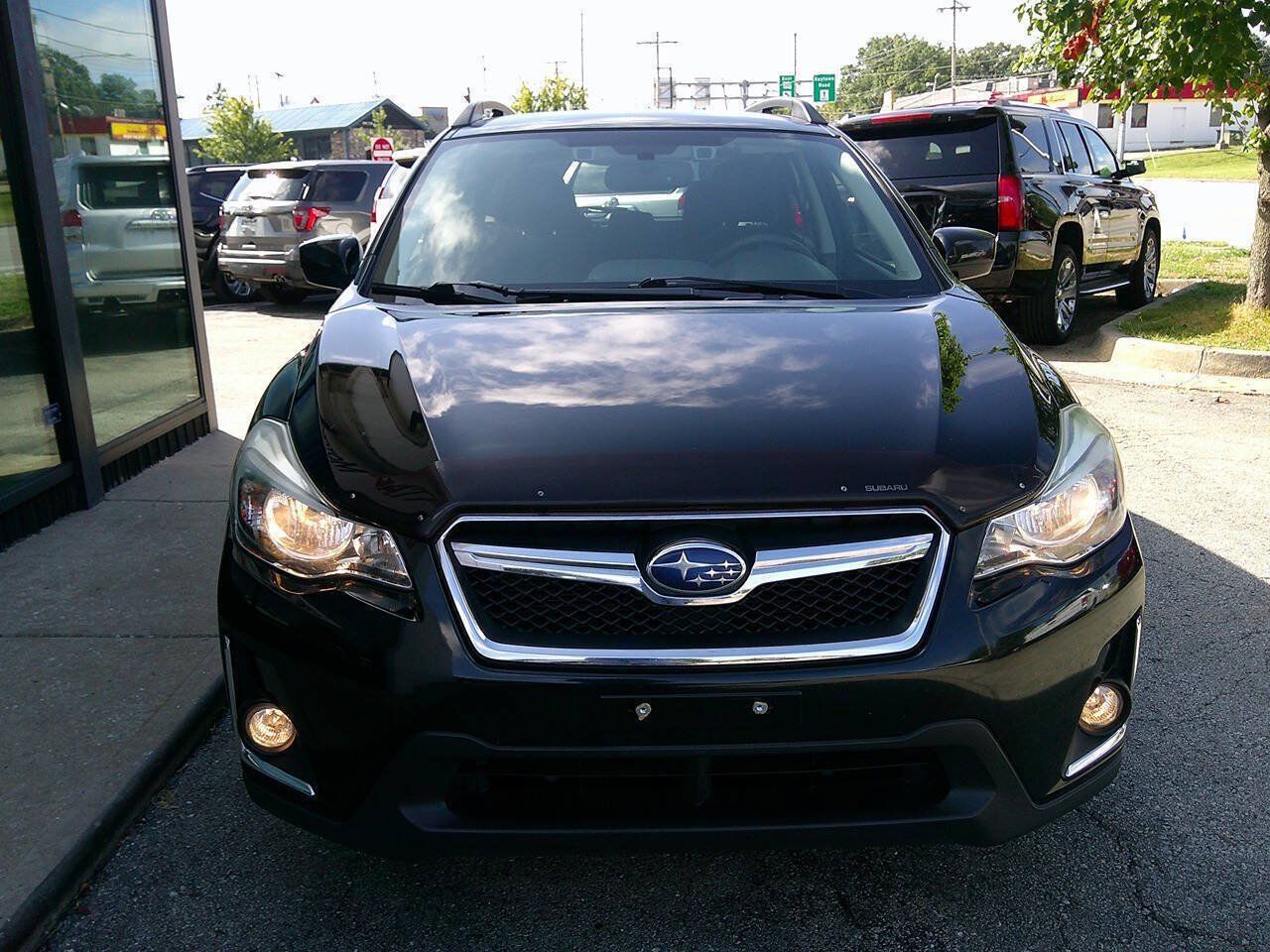 Used 2016 Subaru Crosstrek 2.0i Premium AWD/4WD image 3
